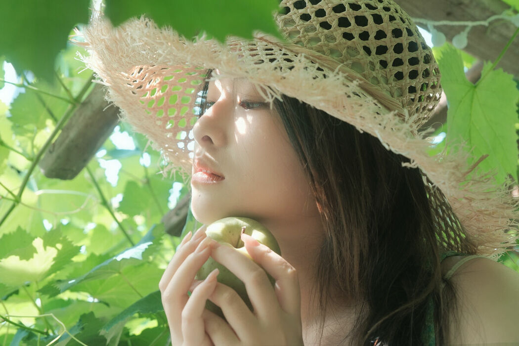 YiTuYu艺图语 Vol.9587 Wan (23P)