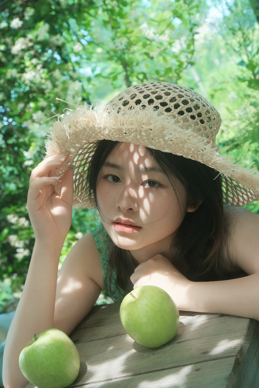 YiTuYu艺图语 Vol.9587 Wan (23P)