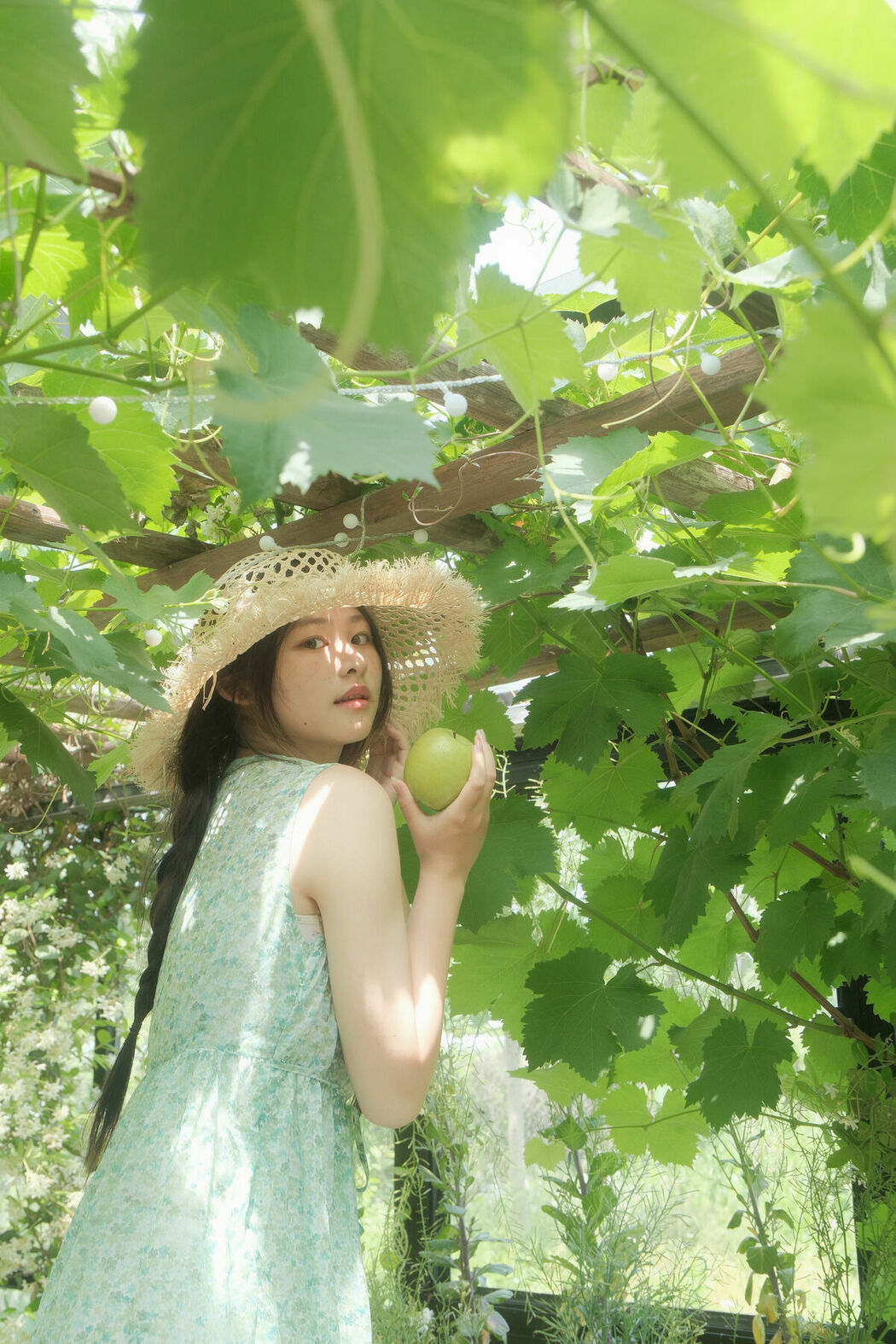 YiTuYu艺图语 Vol.9587 Wan (23P)