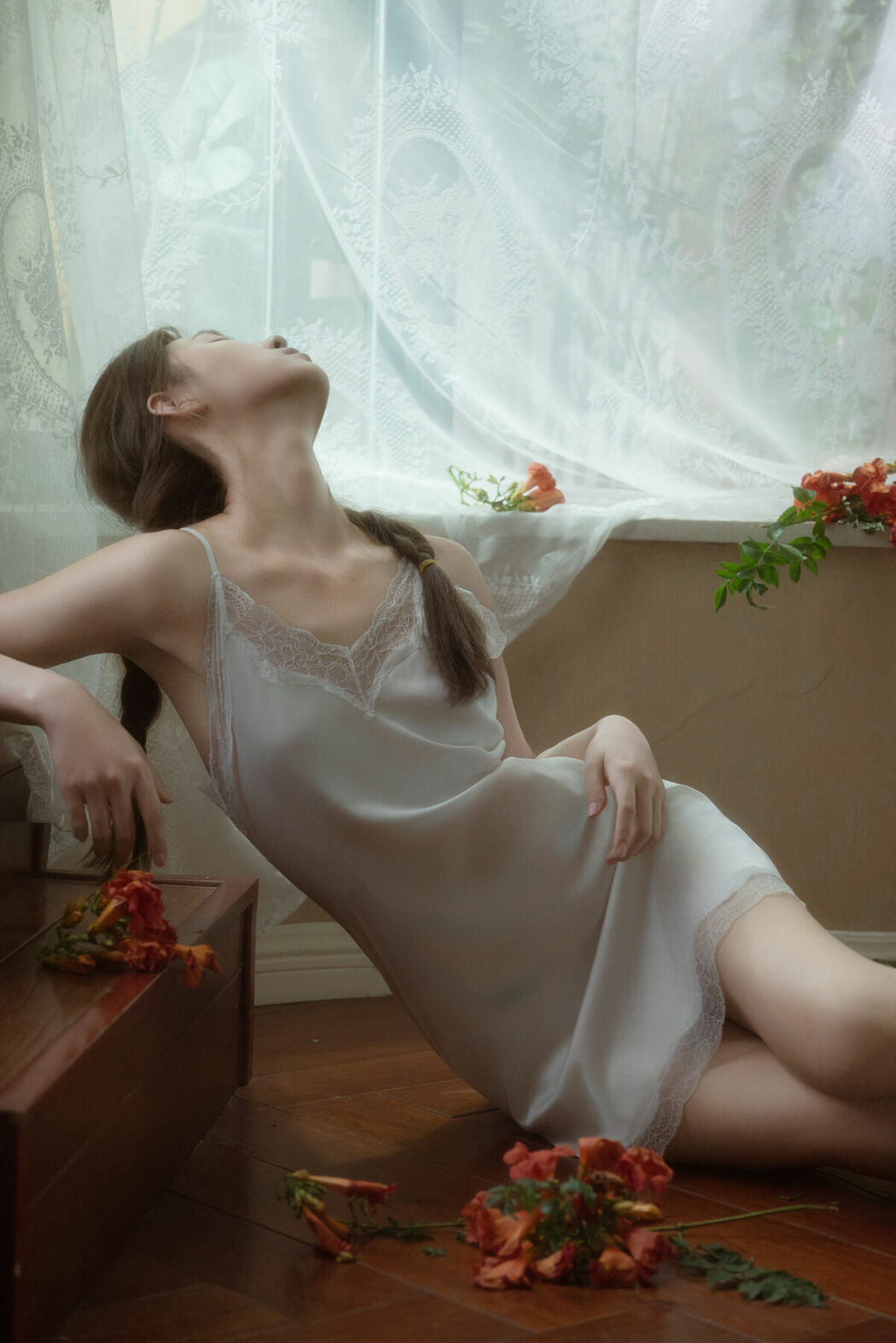 YiTuYu艺图语 Vol.9593 Xiao Yu (28P)