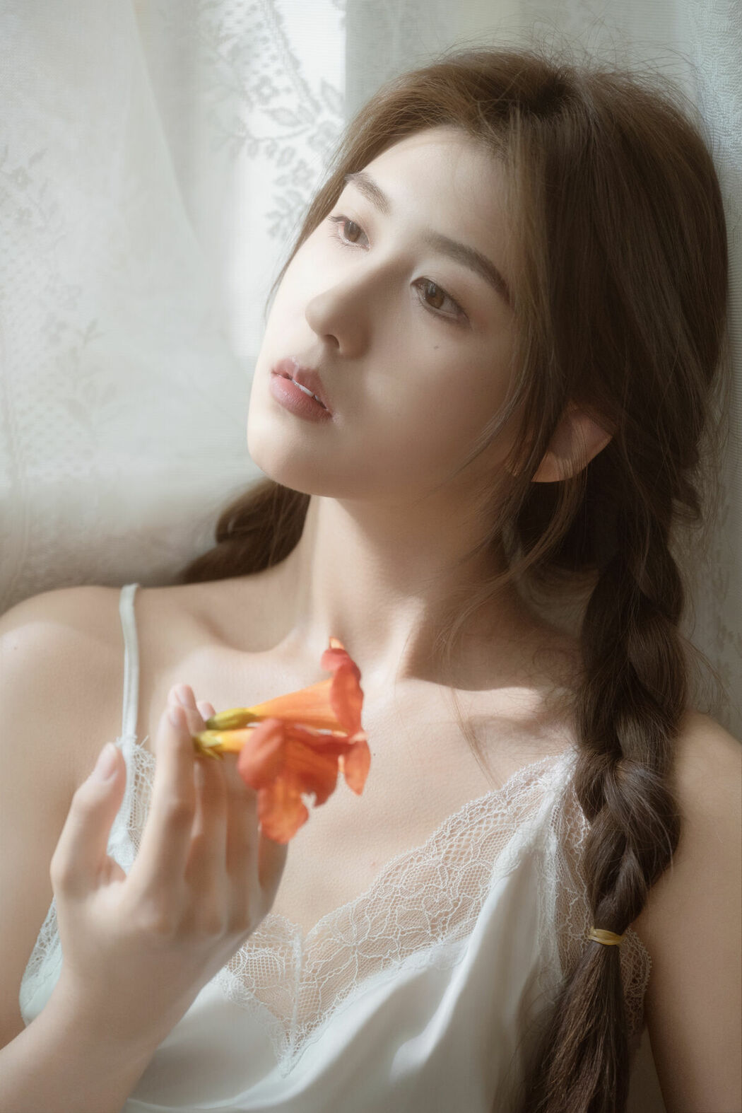 YiTuYu艺图语 Vol.9593 Xiao Yu (28P)