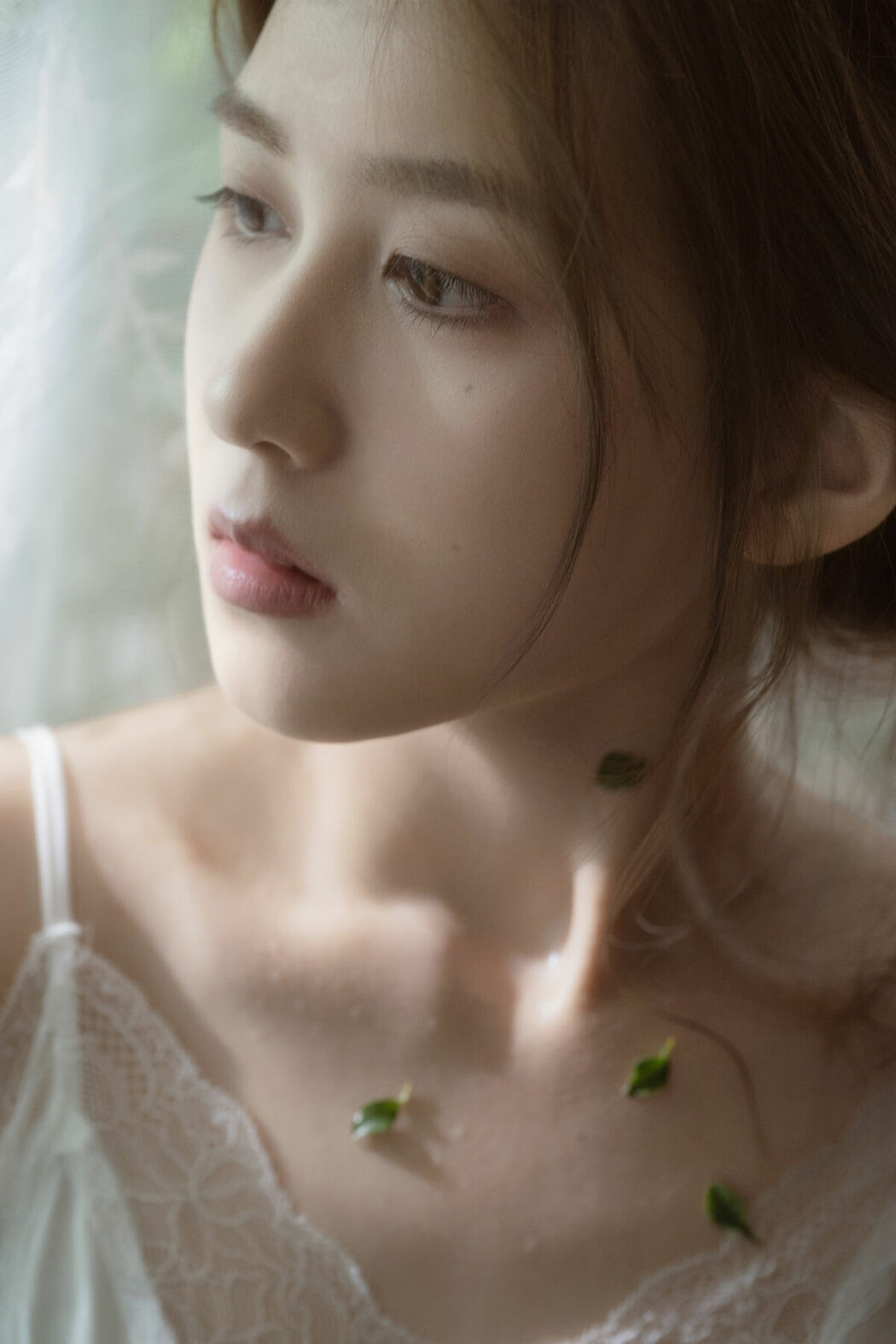 YiTuYu艺图语 Vol.9593 Xiao Yu (28P)