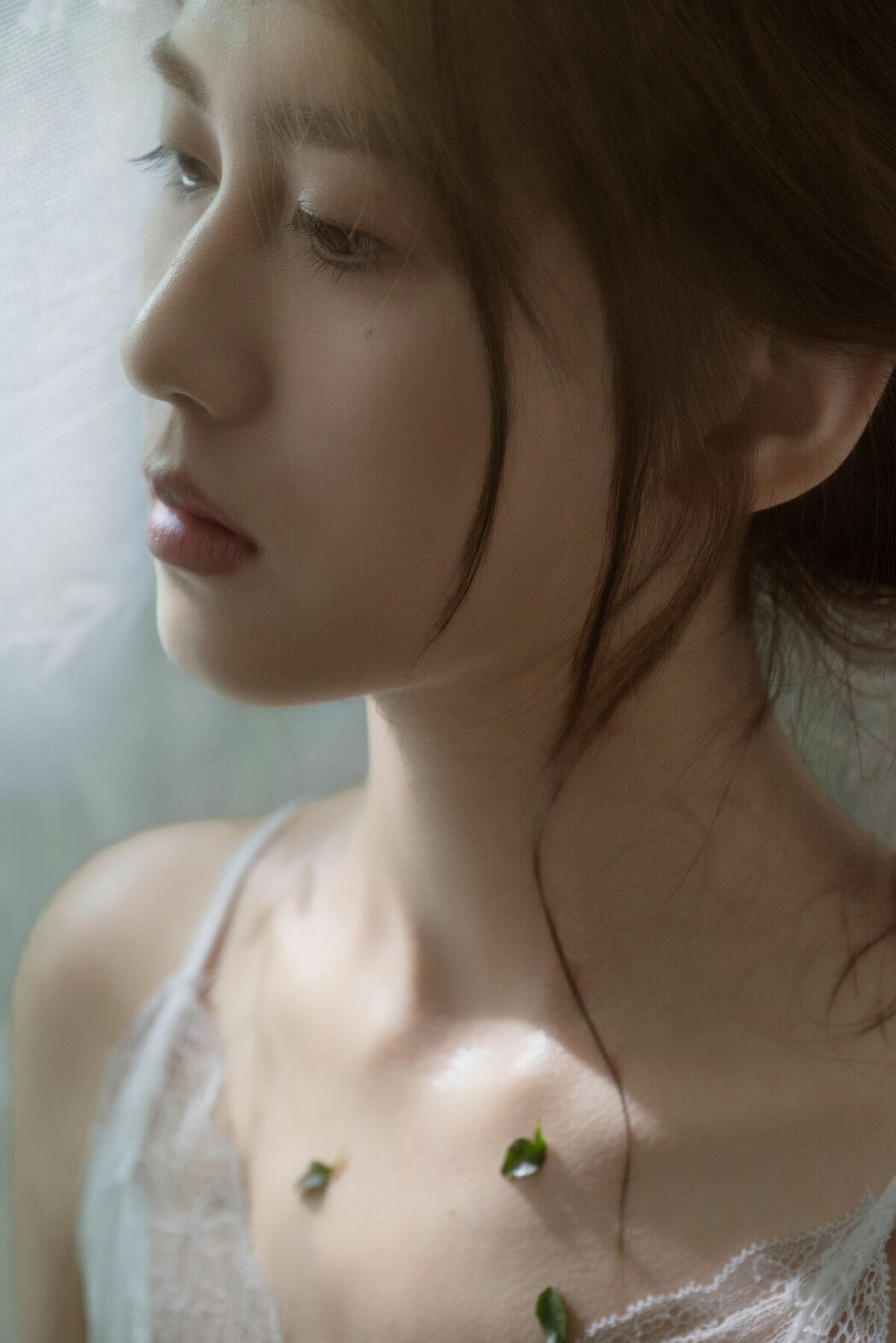 YiTuYu艺图语 Vol.9593 Xiao Yu (28P)