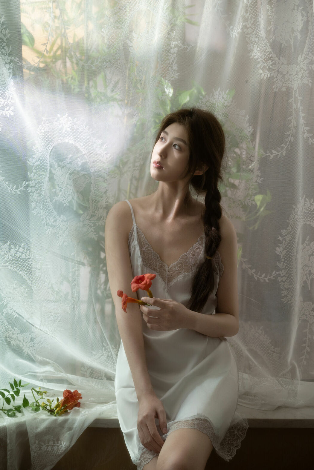 YiTuYu艺图语 Vol.9593 Xiao Yu (28P)