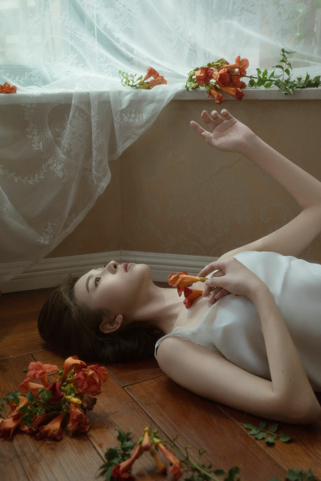 YiTuYu艺图语 Vol.9593 Xiao Yu (28P)