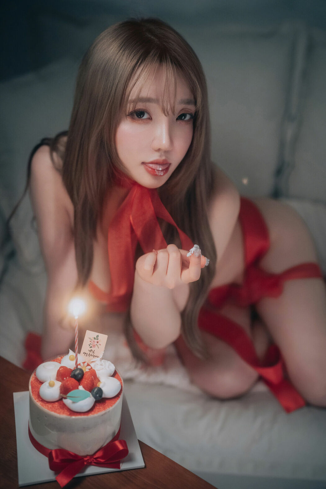 DJAWA Son Ye-Eun 손예은 – Happy Solo Birthday Part03 (64P)