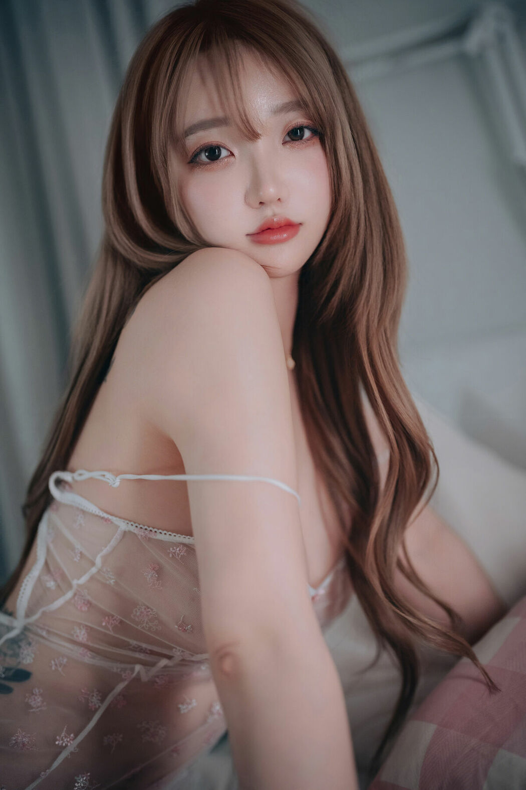 DJAWA Son Ye-Eun 손예은 – Happy Solo Birthday Part03 (64P)