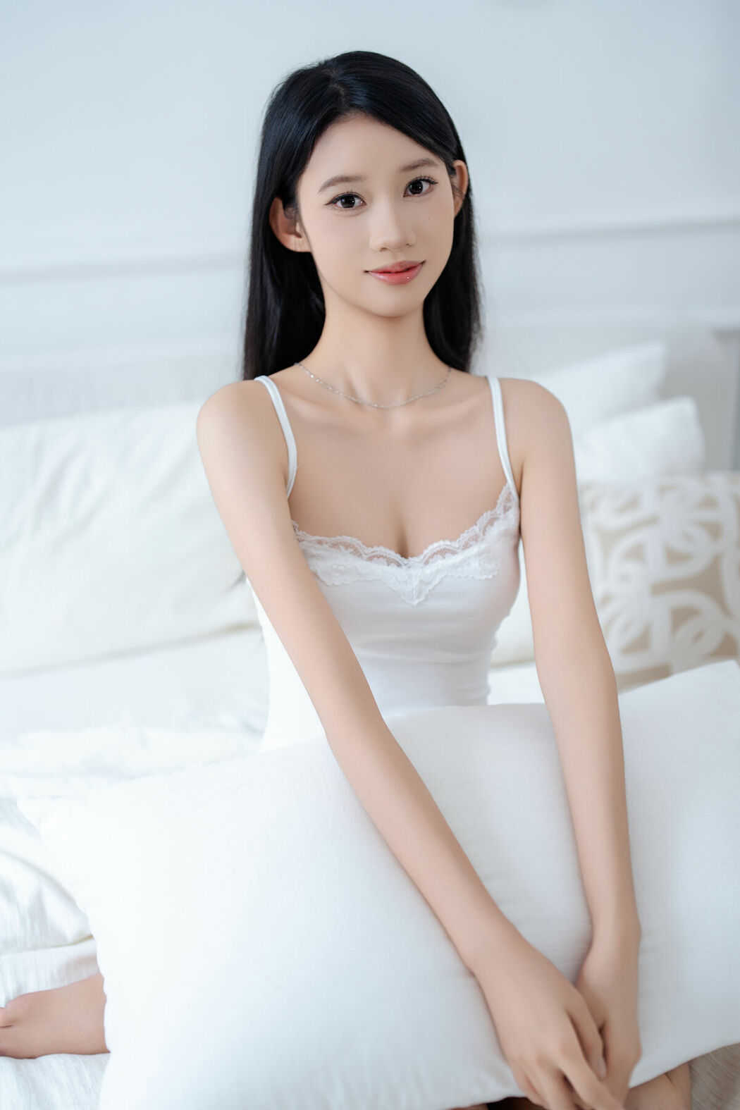 YiTuYu艺图语 Vol.9599 Min Min (33P)