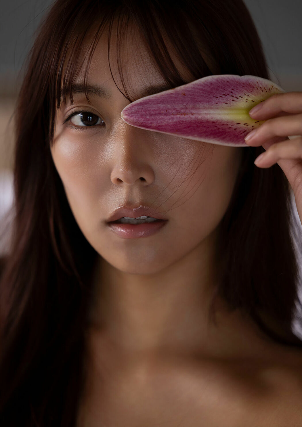 JP Miru Shiroma 白間美瑠 – 写真集 MERCI Another Edition Side A (113P)