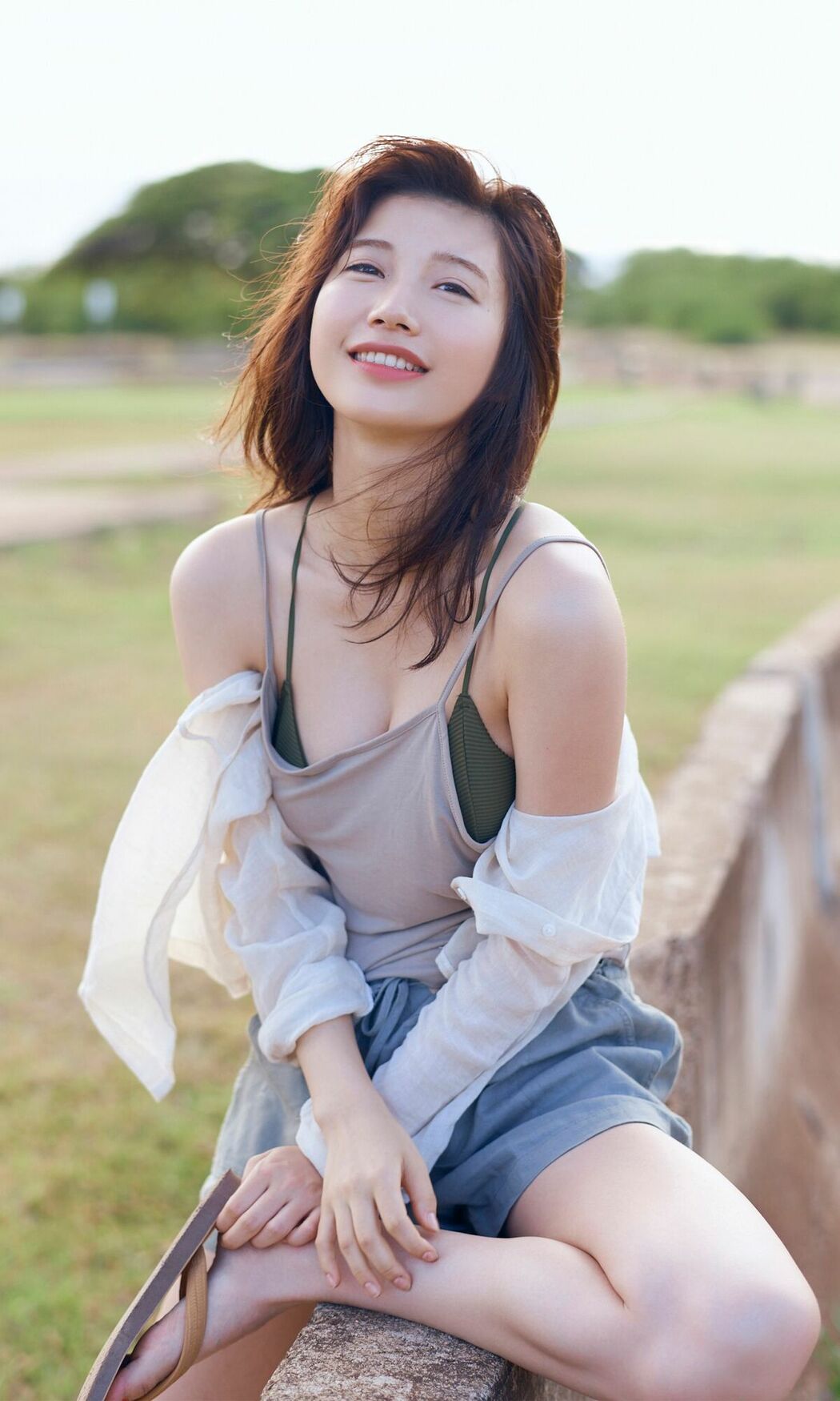 JP Yuka Ogura 小倉優香 – デジタル写真集 Yuka in Hawaii 週プレ PHOTO BOOK (63P)