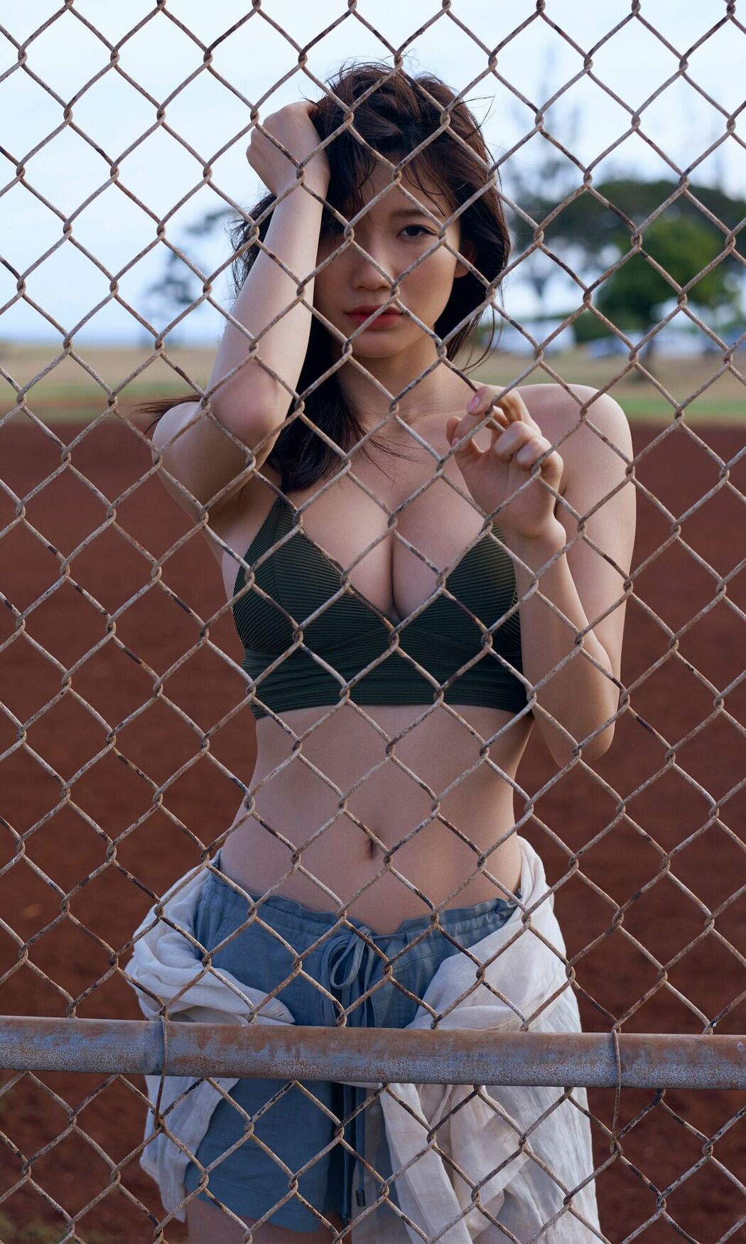 JP Yuka Ogura 小倉優香 – デジタル写真集 Yuka in Hawaii 週プレ PHOTO BOOK (63P)