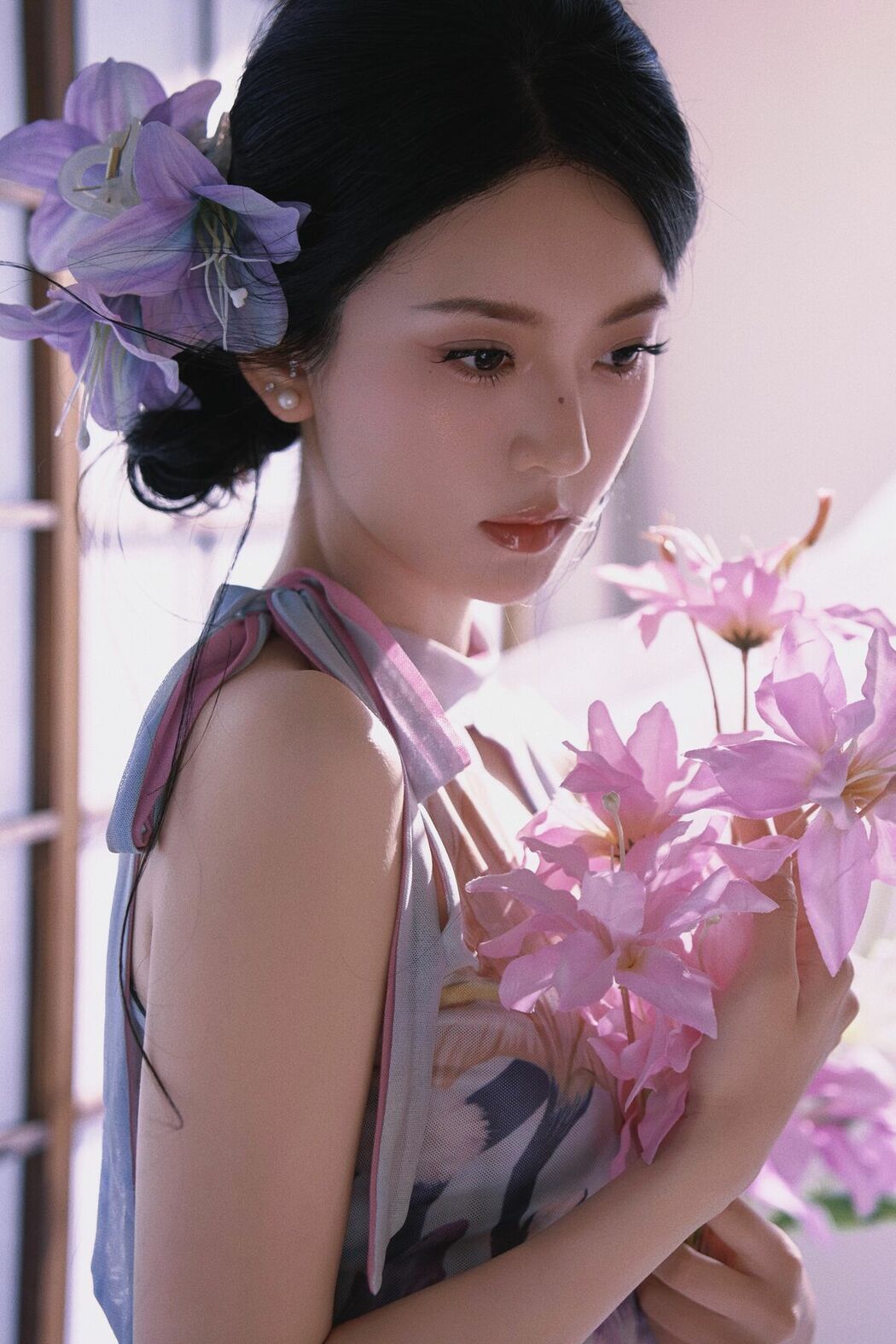 YiTuYu艺图语 Vol.9612 Rok Kin YE (14P)
