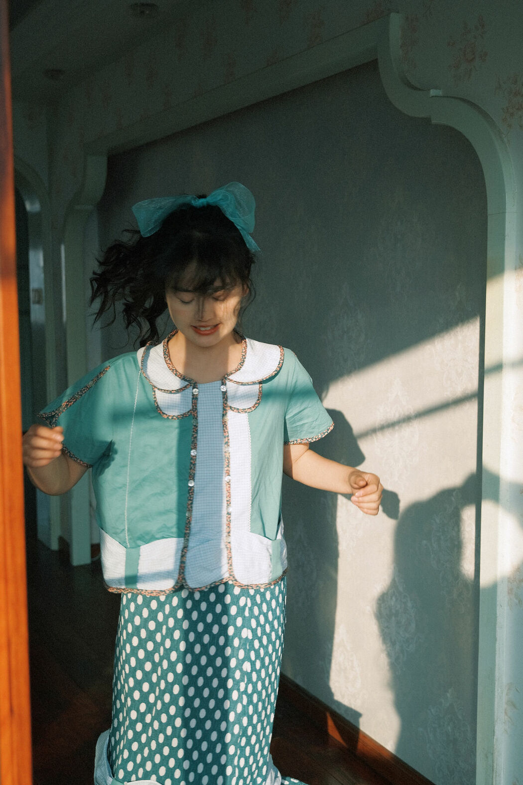 YiTuYu艺图语 Vol.9615 Bao Mao Mian Yang (14P)