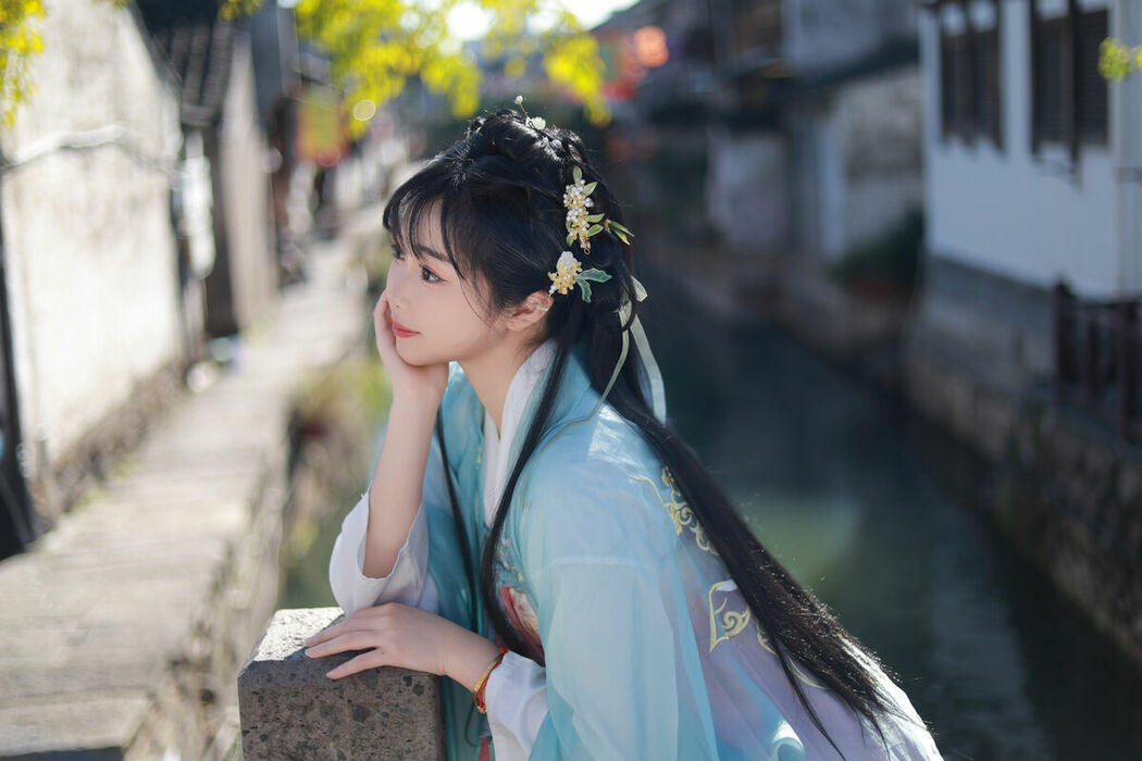 YiTuYu艺图语 Vol.9617 Qi Hu (36P)