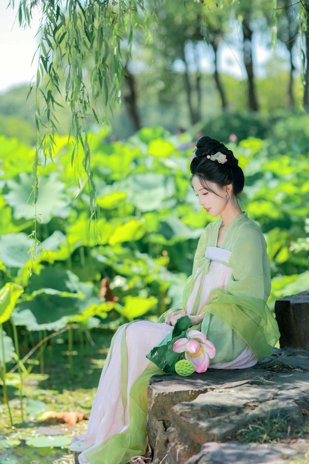 YiTuYu艺图语 Vol.9619 Er Yang Hua Tang (14P)