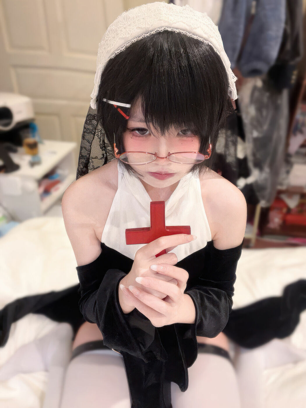 Coser@清水凪 – 修女的祷告 (19P – 1V)