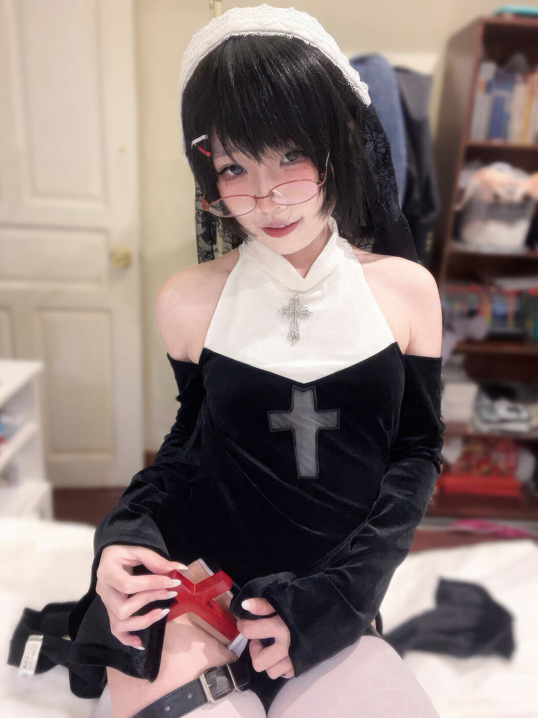 Coser@清水凪 – 修女的祷告 (19P – 1V)