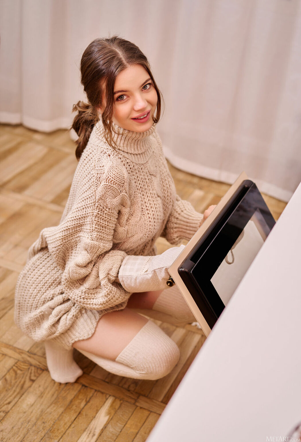 MetArt Toree – Santas Secret Part01 (69P)