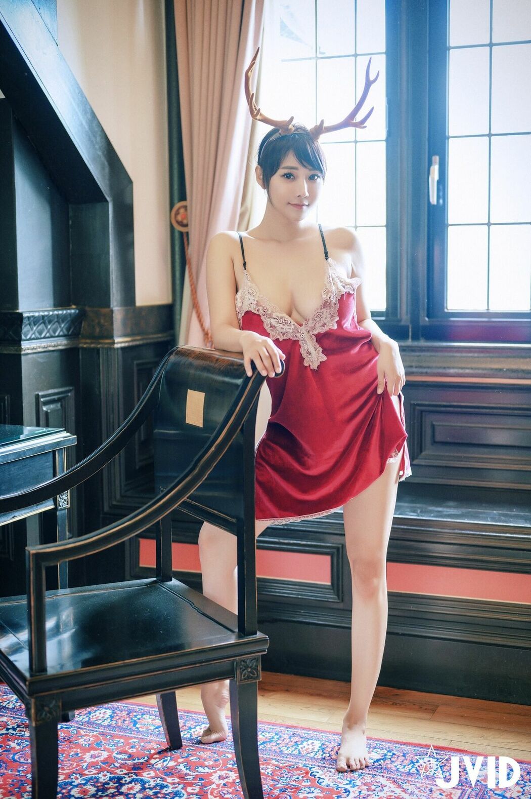 Lele 樂樂 – 全輯上空無碼 巨乳女神 樂樂－鹿角女孩的報恩 Part02 (59P)