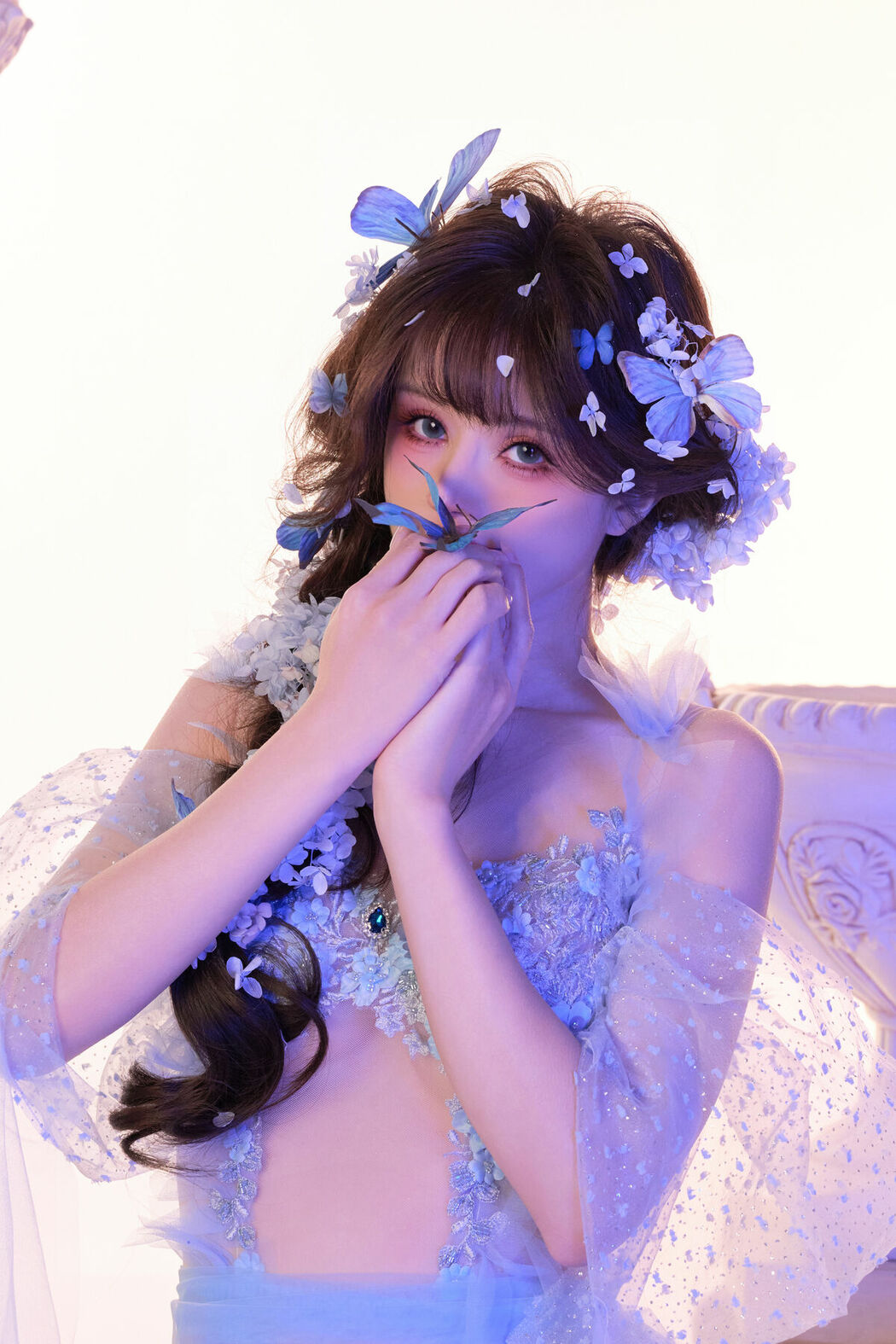 Coser@鹿八岁 – 蝶梦霓裳 (65P – 1V)