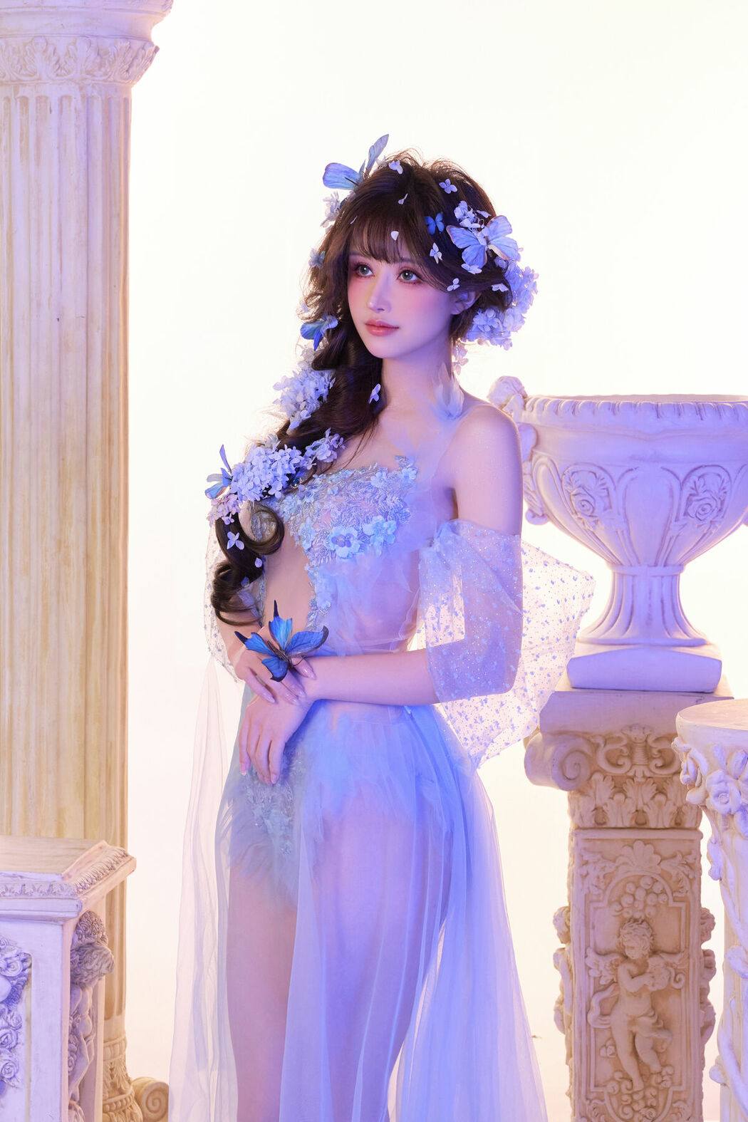 Coser@鹿八岁 – 蝶梦霓裳 (65P – 1V)