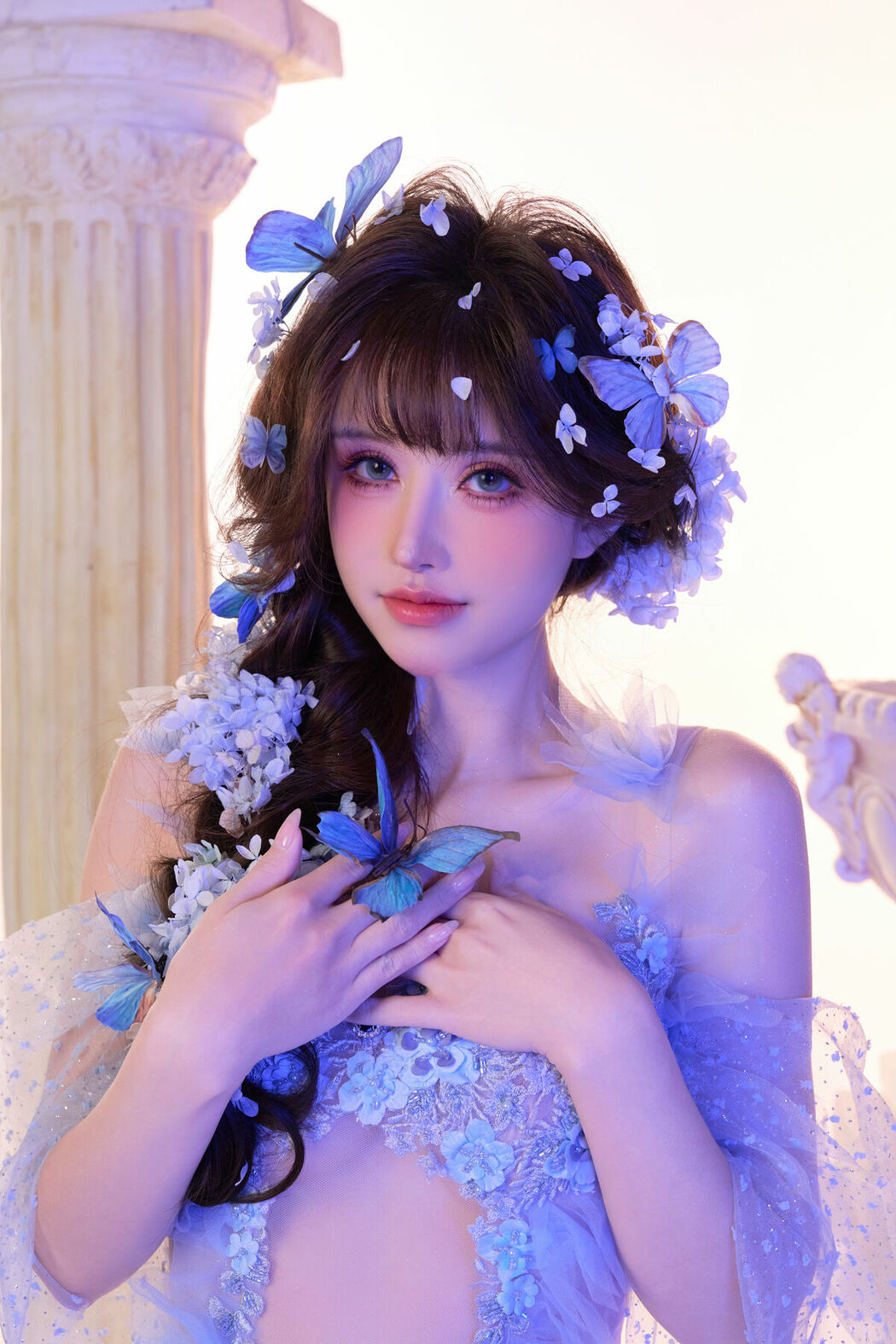 Coser@鹿八岁 – 蝶梦霓裳 (65P – 1V)