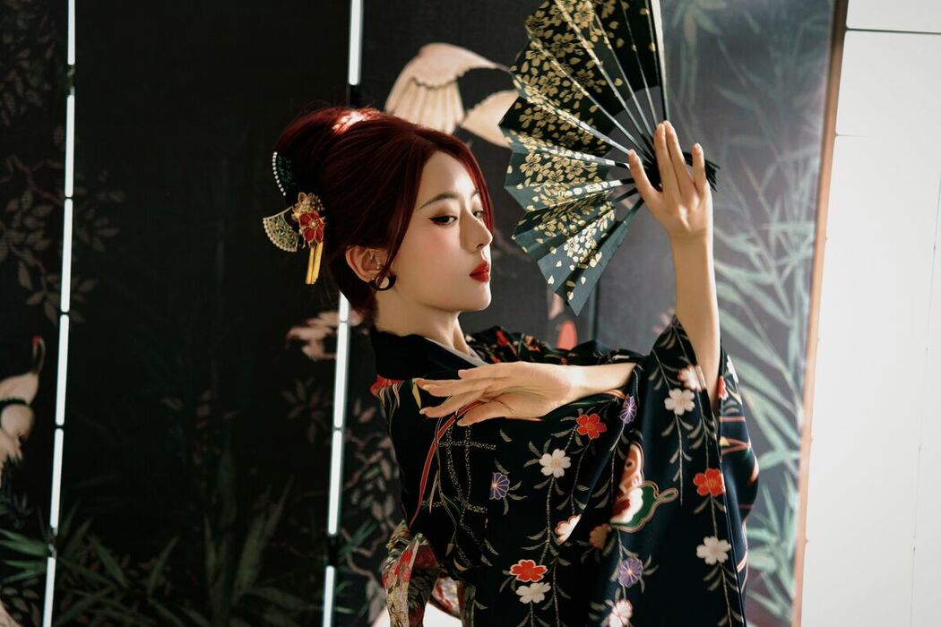 YiTuYu艺图语 Vol.9643 Rok Kin YE (17P)