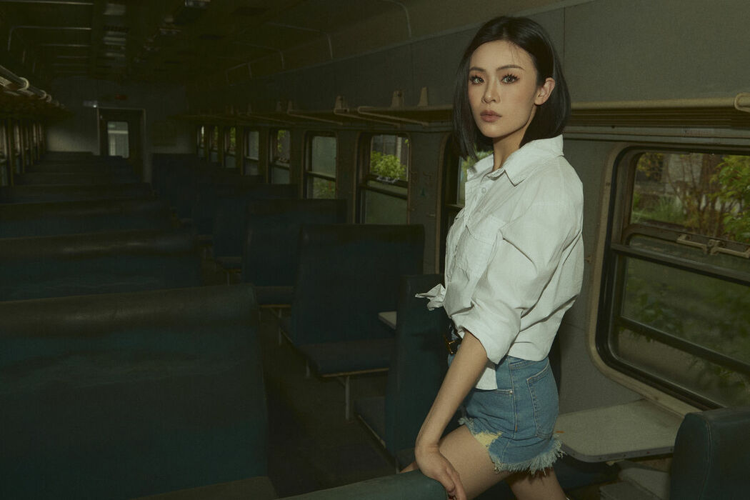 YiTuYu艺图语 Vol.9653 Ye Zi (19P)