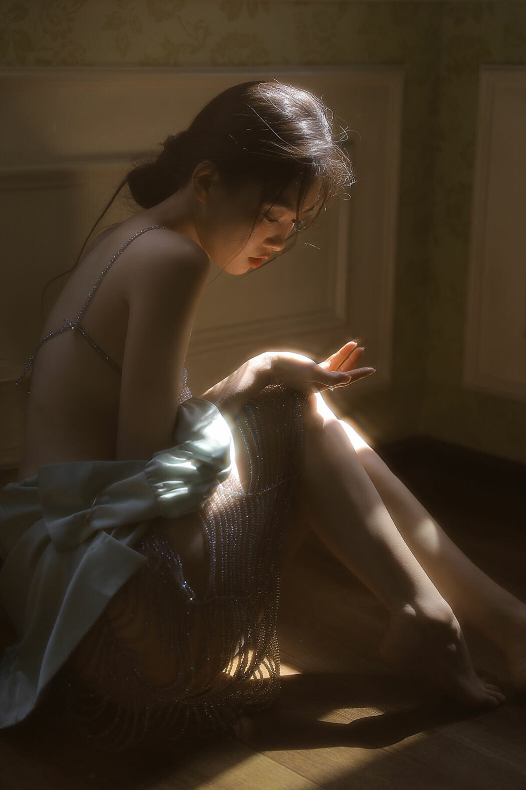 YiTuYu艺图语 Vol.9657 Guo Rong Di Hai Jiao (17P)