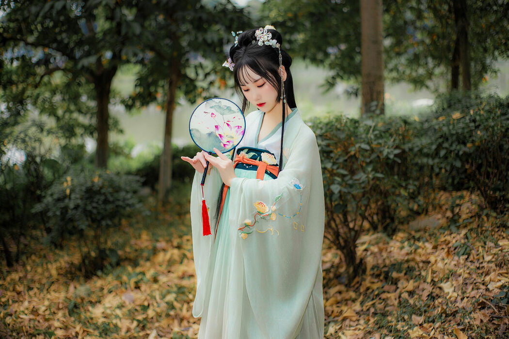 YiTuYu艺图语 Vol.9658 Ye Ying (16P)