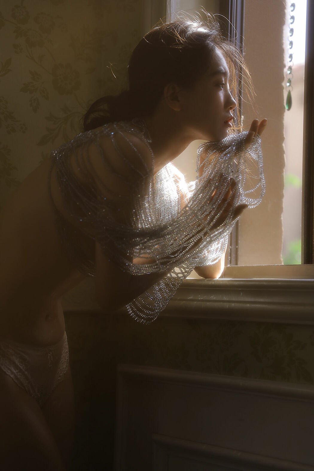 YiTuYu艺图语 Vol.9657 Guo Rong Di Hai Jiao (17P)