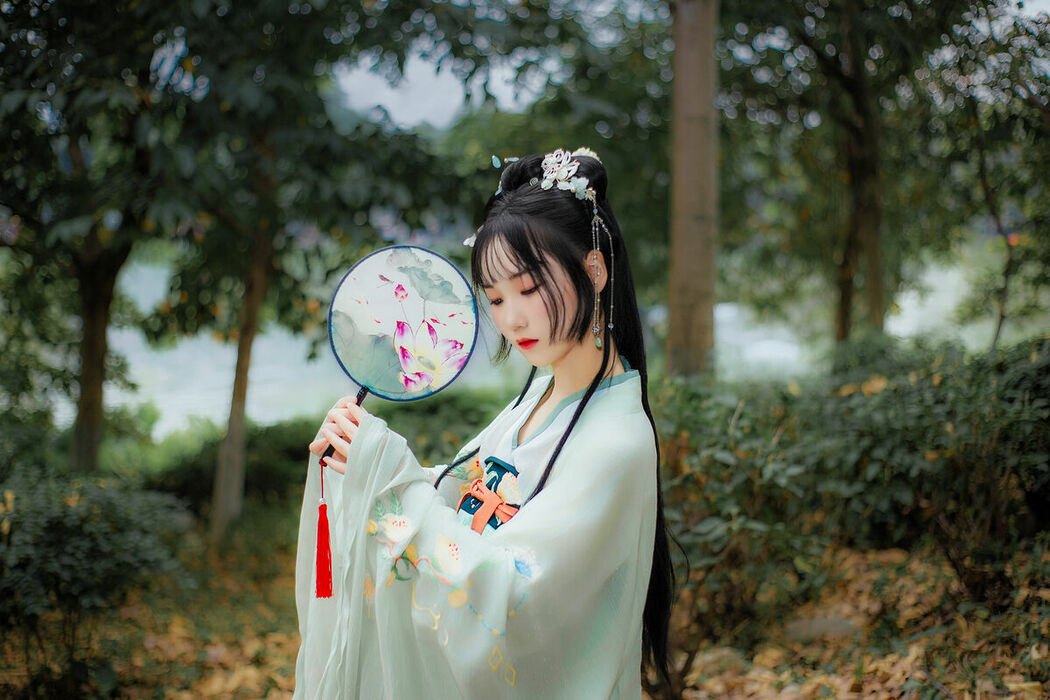 YiTuYu艺图语 Vol.9658 Ye Ying (16P)