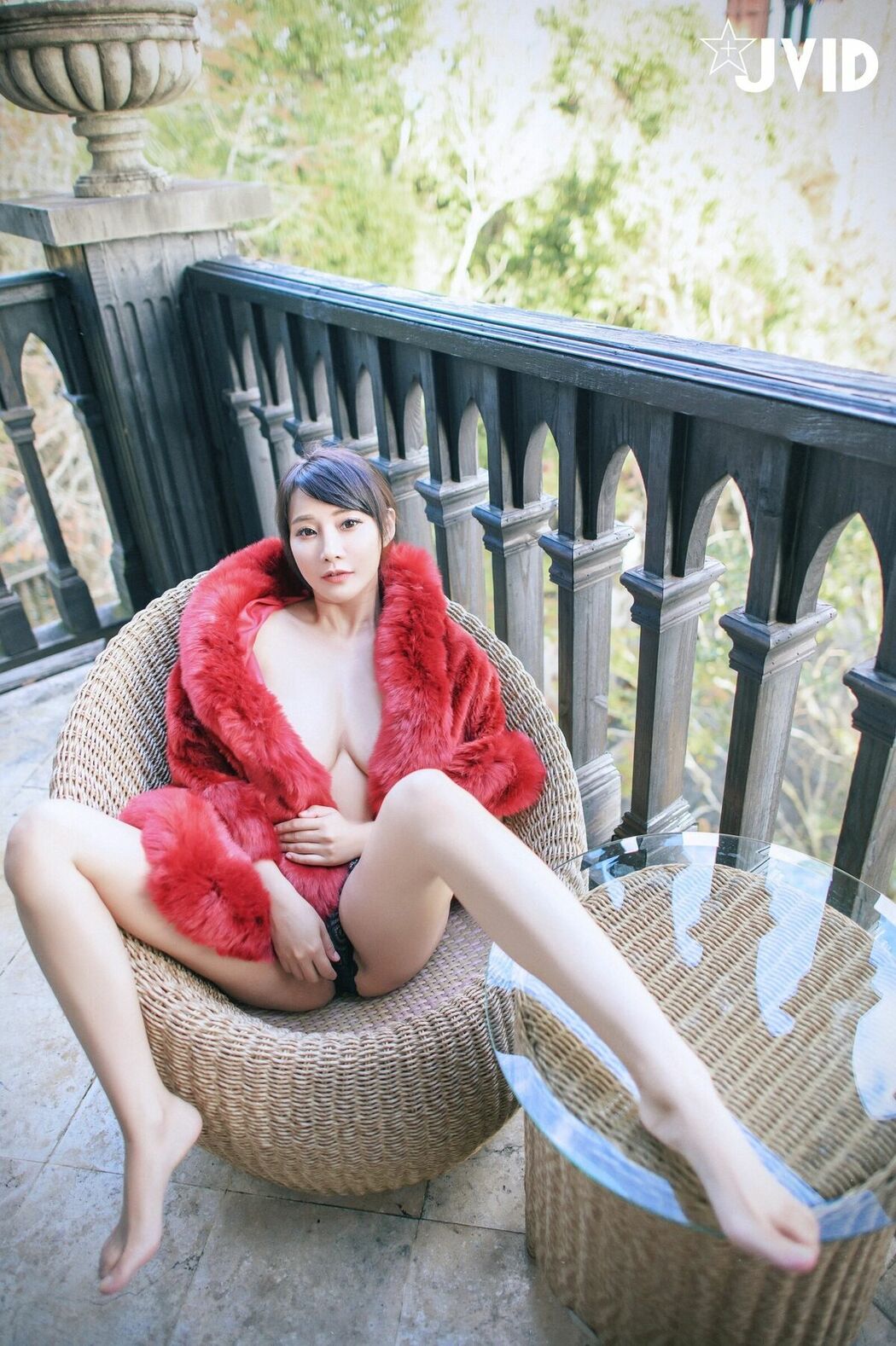 Lele 樂樂 – 全輯上空無碼 巨乳女神 樂樂－鹿角女孩的報恩 Part03 (58P)