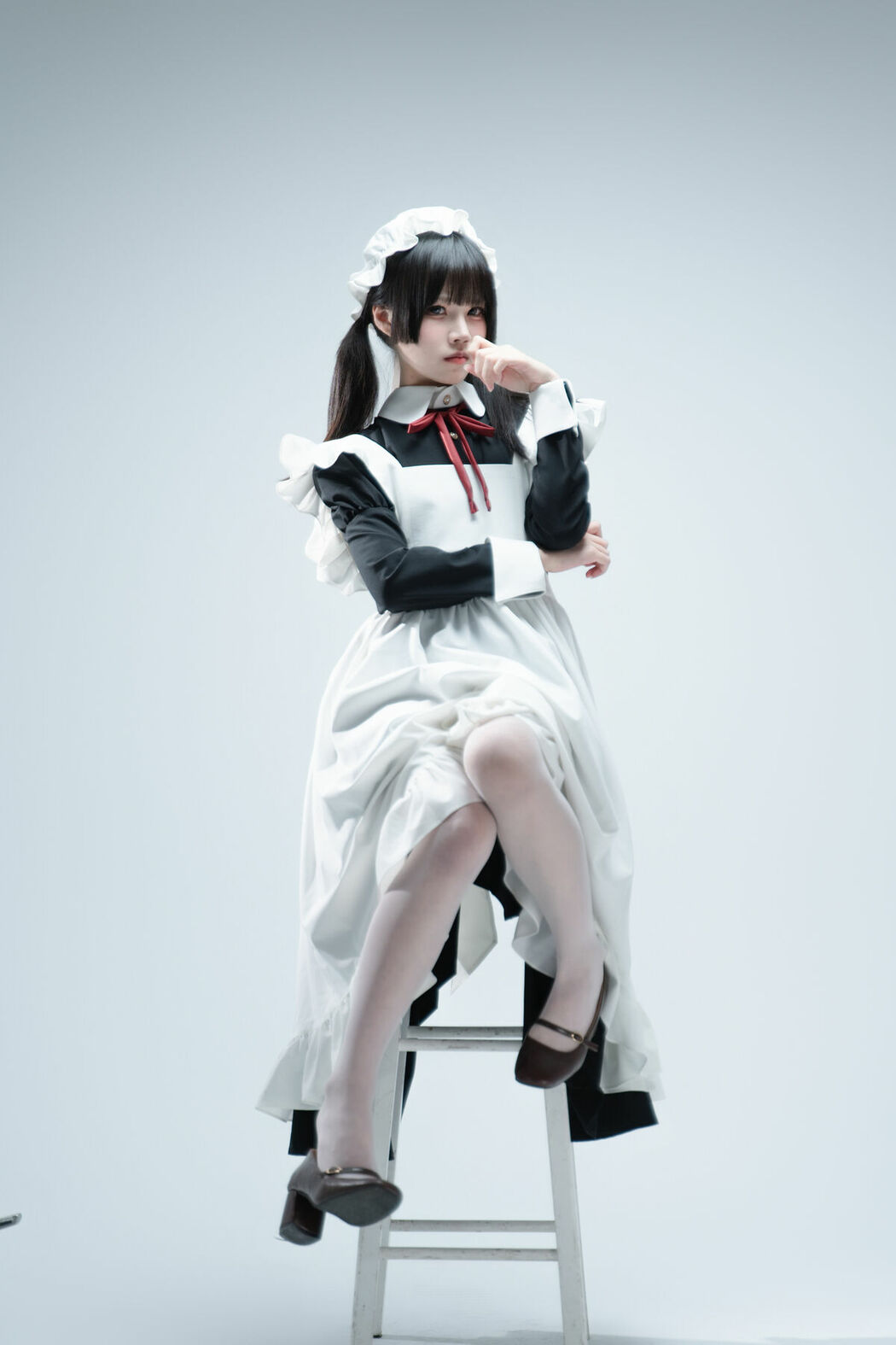 Coser@清水凪 – 傲娇女仆食用指南 Part01 (54P)