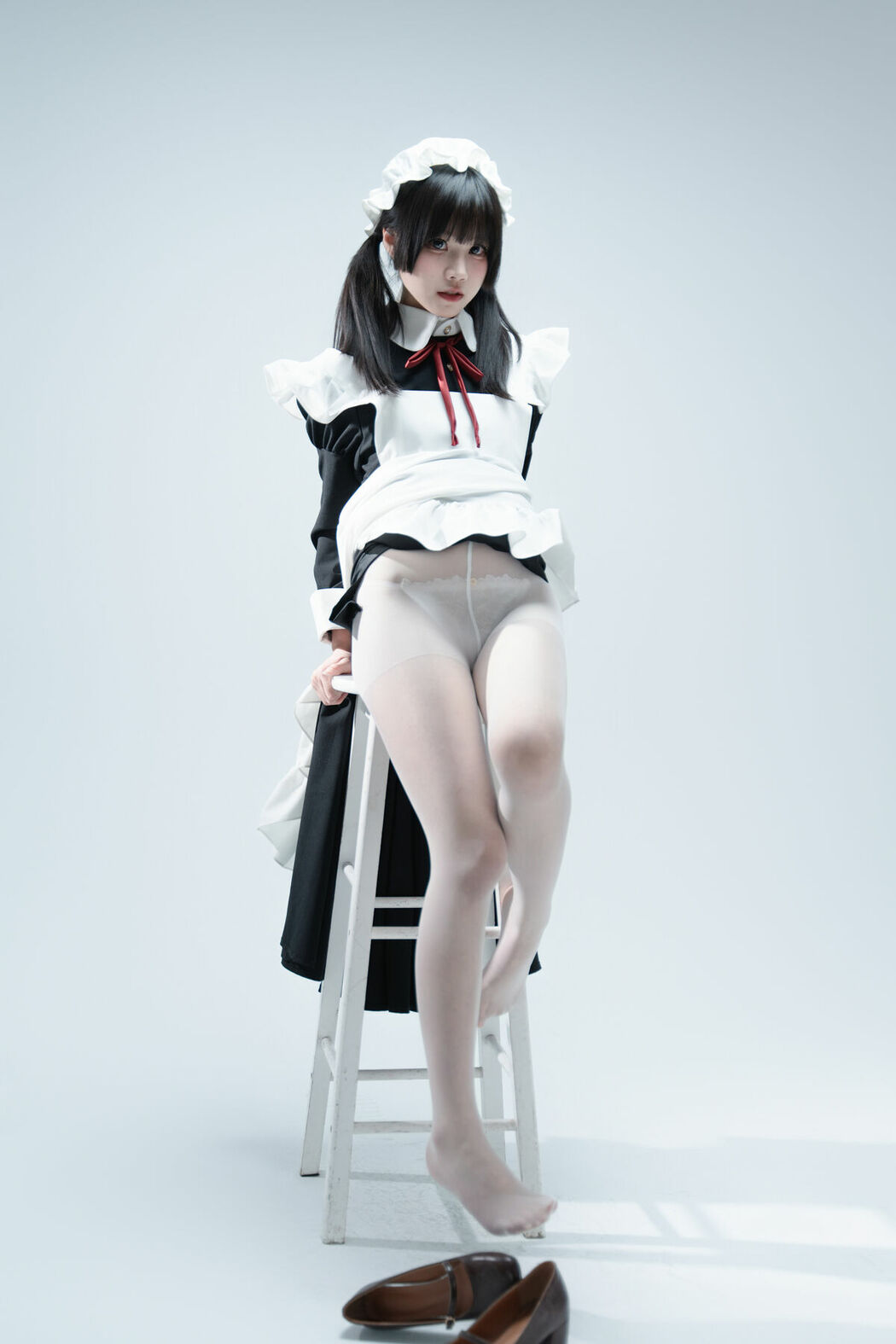 Coser@清水凪 – 傲娇女仆食用指南 Part01 (54P)