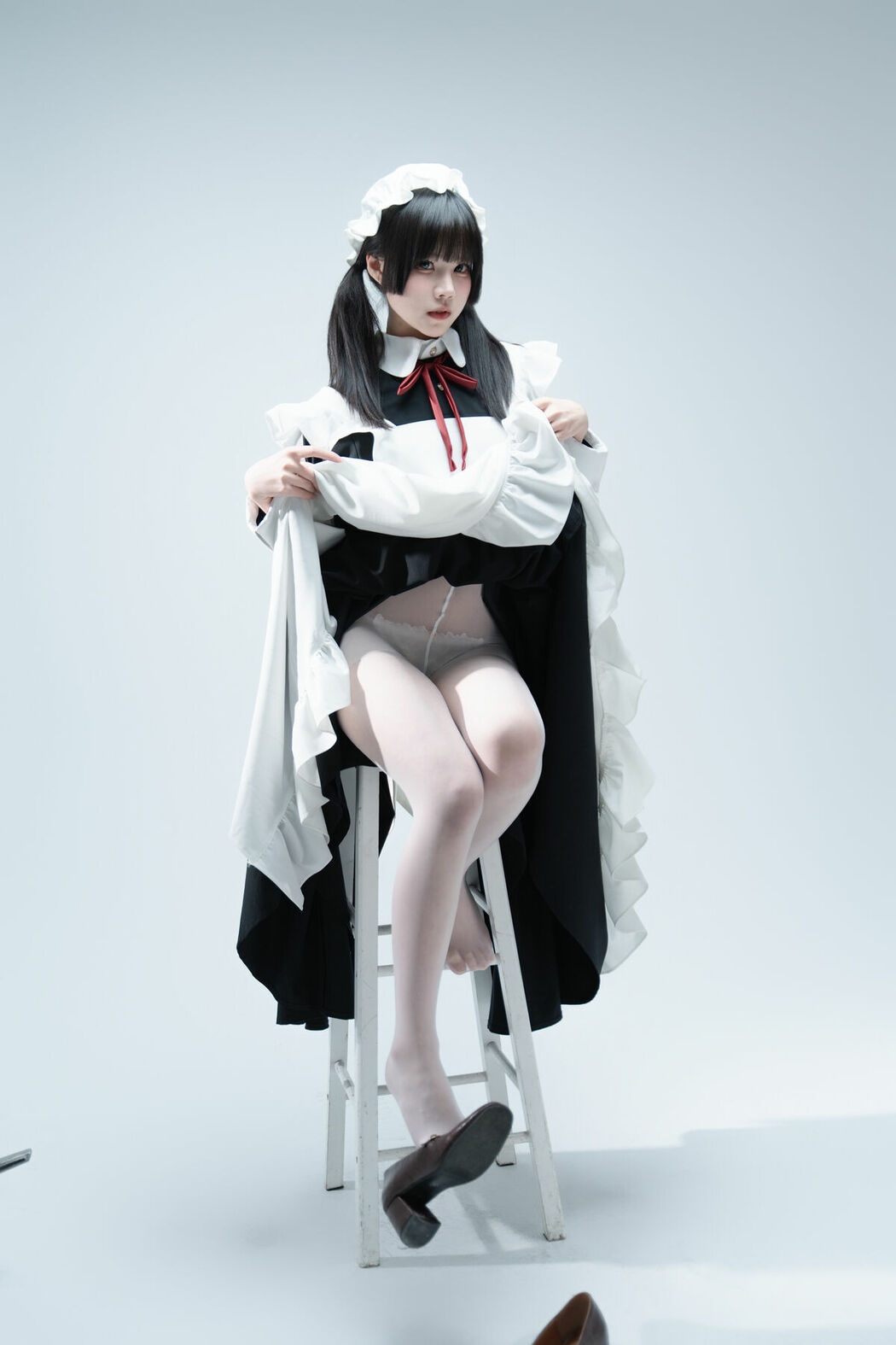 Coser@清水凪 – 傲娇女仆食用指南 Part01 (54P)