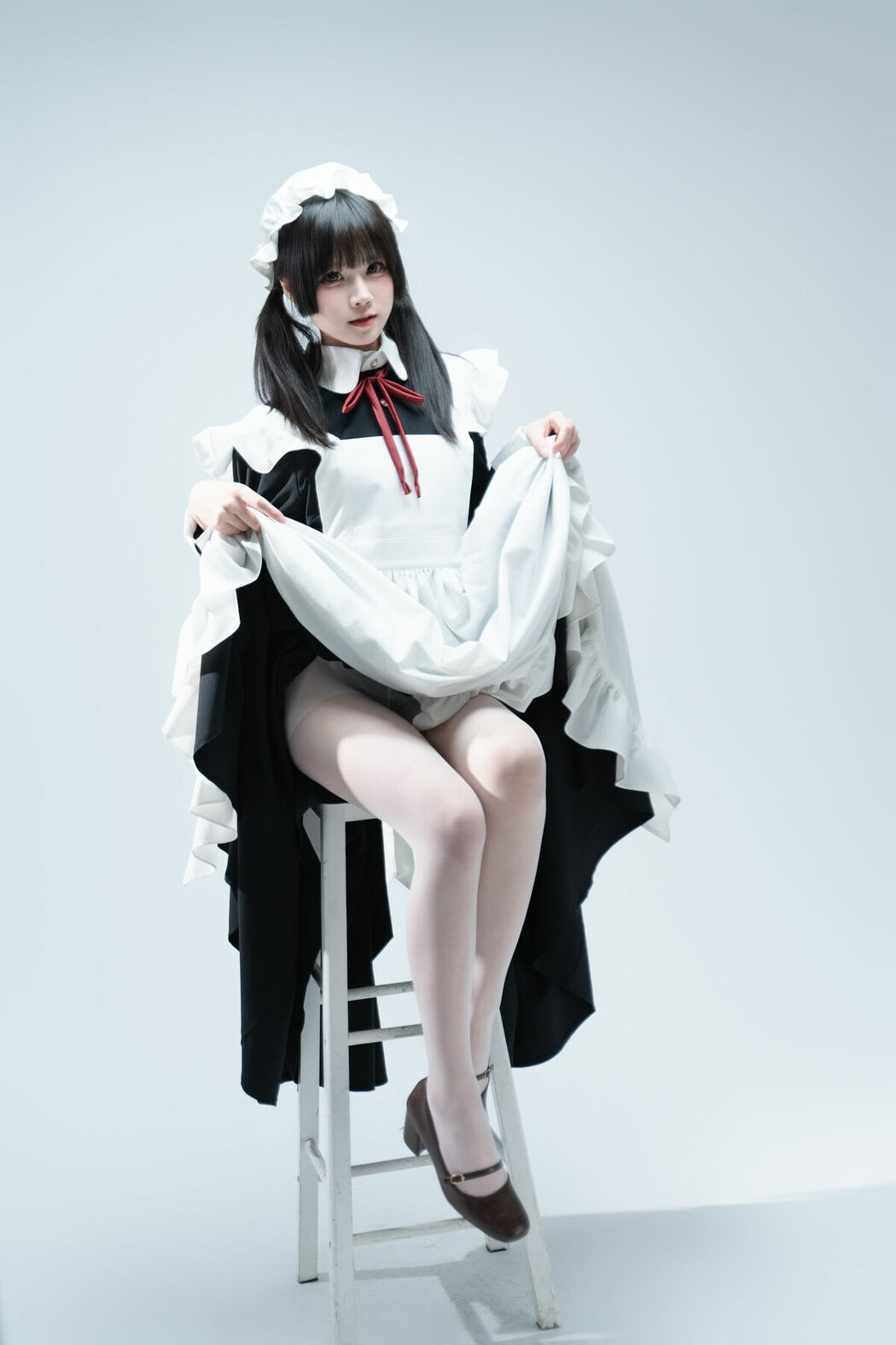 Coser@清水凪 – 傲娇女仆食用指南 Part01 (54P)
