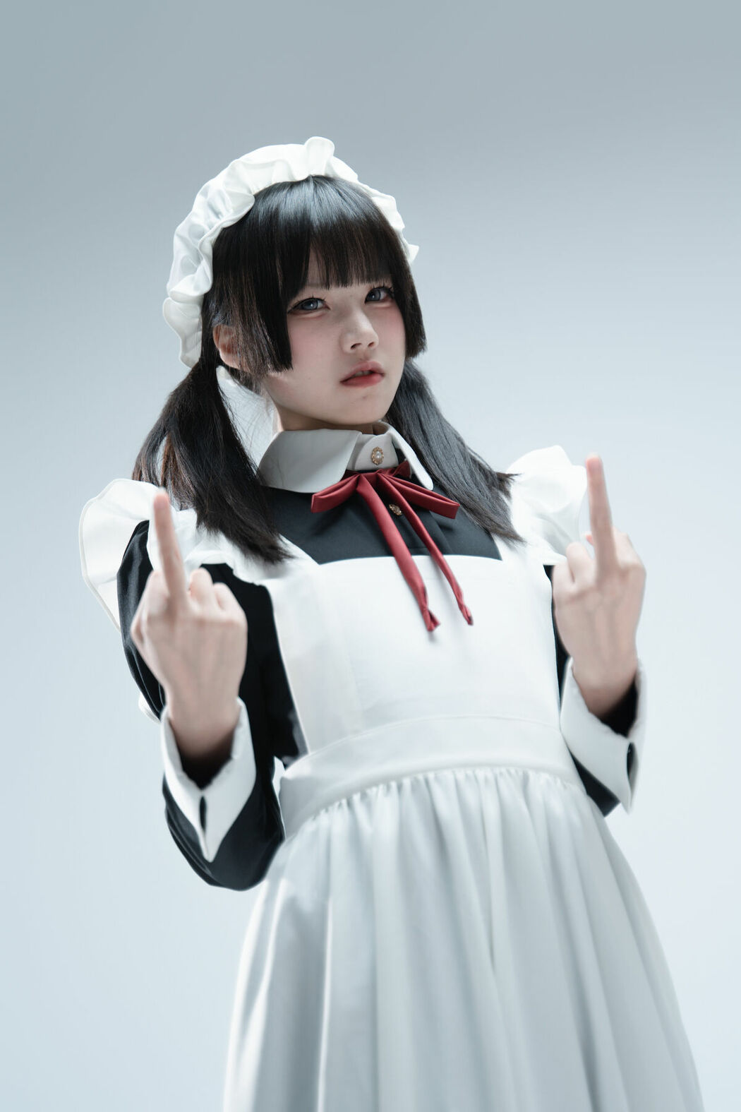 Coser@清水凪 – 傲娇女仆食用指南 Part01 (54P)