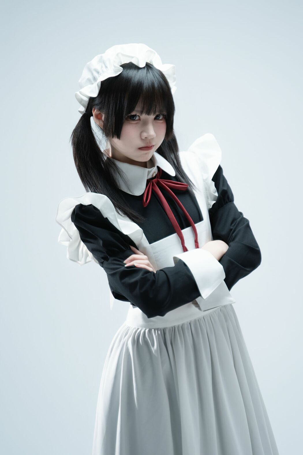 Coser@清水凪 – 傲娇女仆食用指南 Part01 (54P)