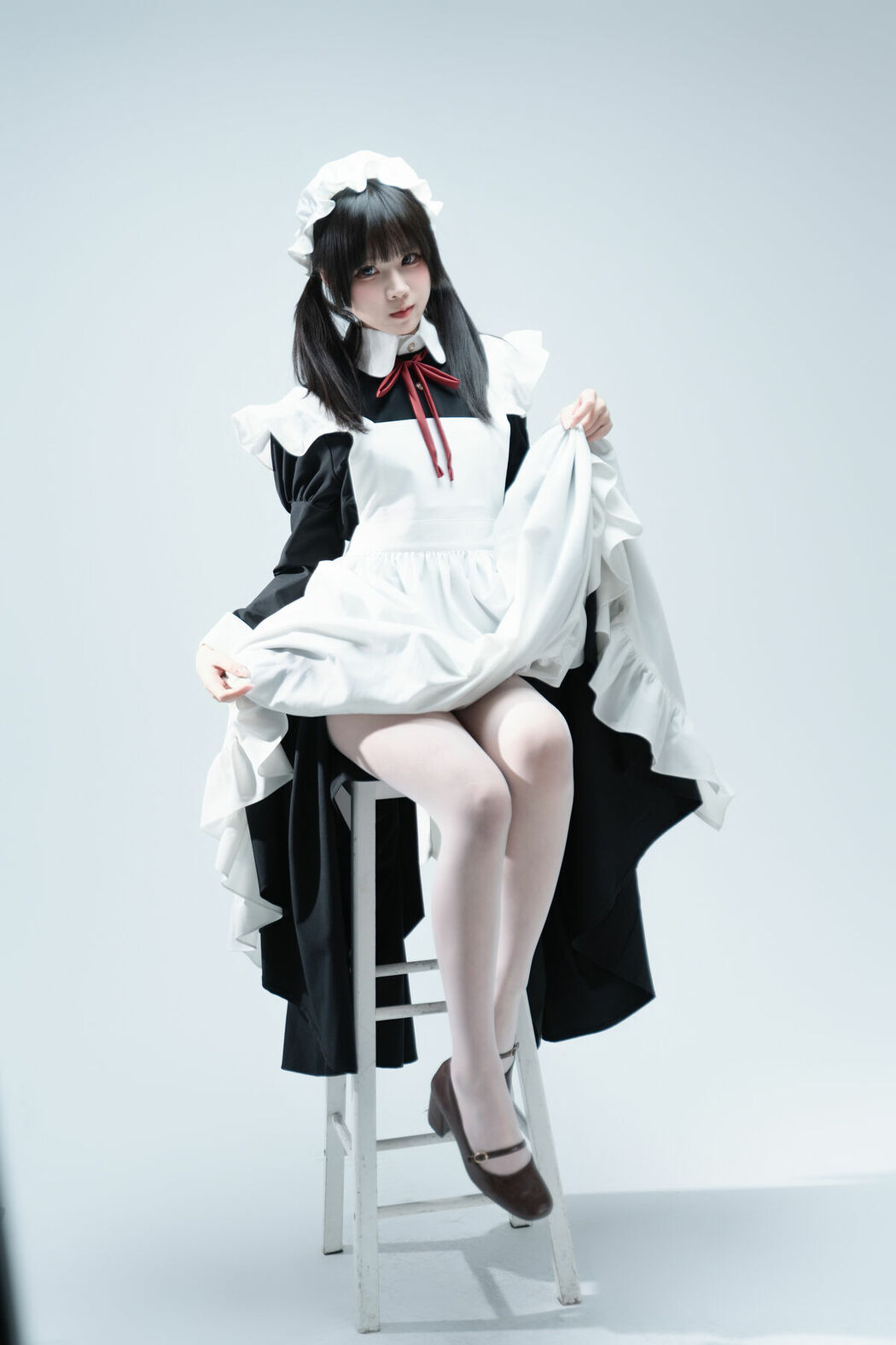 Coser@清水凪 – 傲娇女仆食用指南 Part01 (54P)