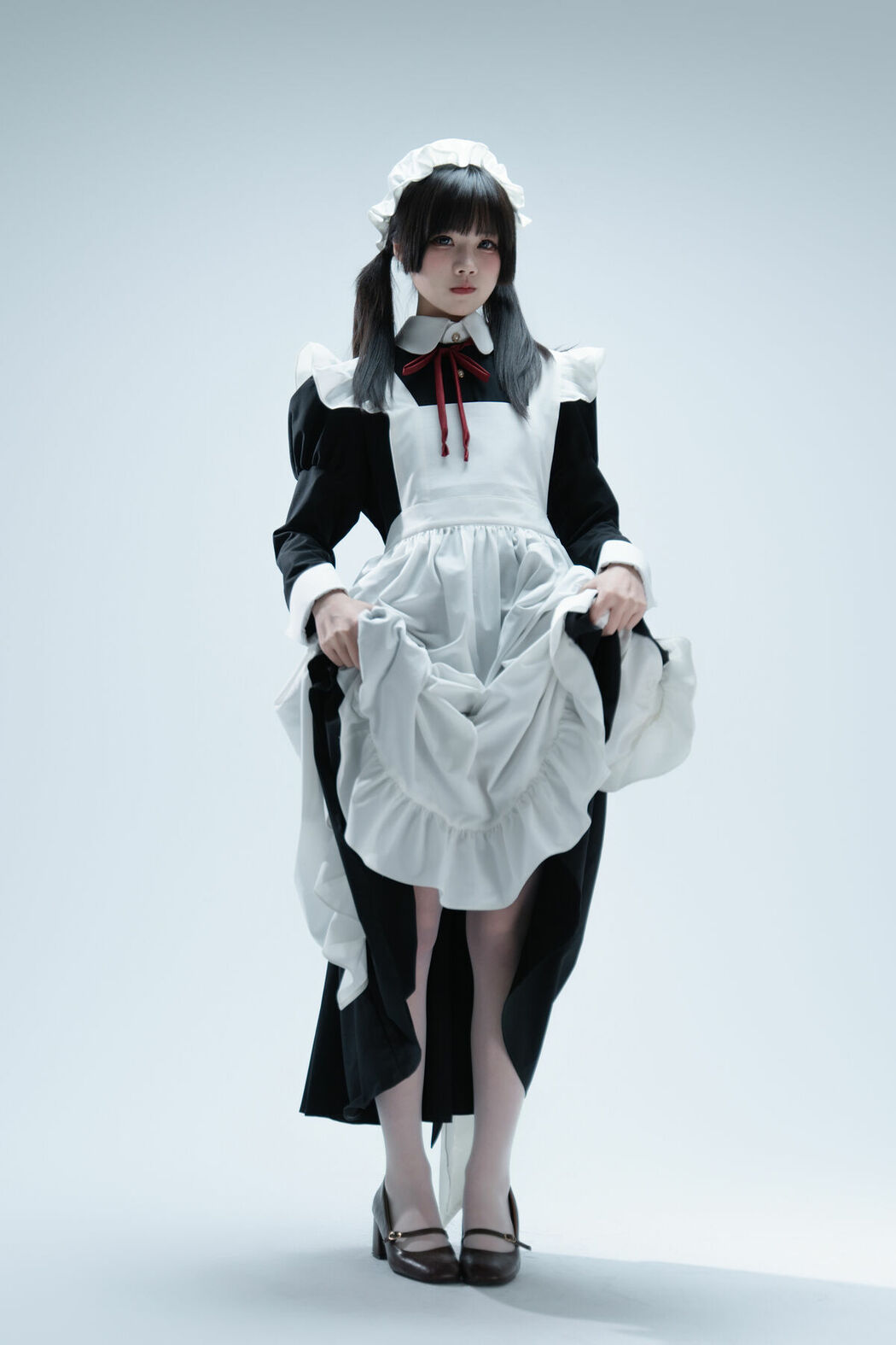 Coser@清水凪 – 傲娇女仆食用指南 Part01 (54P)