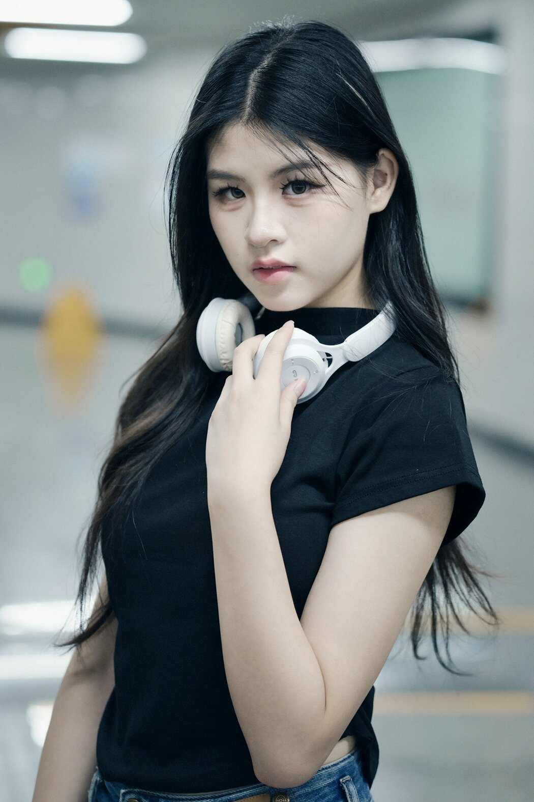 YiTuYu艺图语 Vol.9660 Li Zhi (15P) Cover Photo
