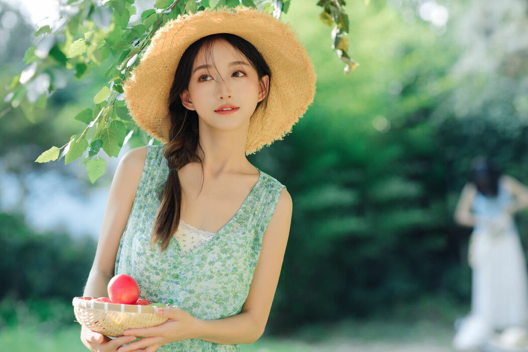 YiTuYu艺图语 Vol.9663 Lin Miao Xin (38P)