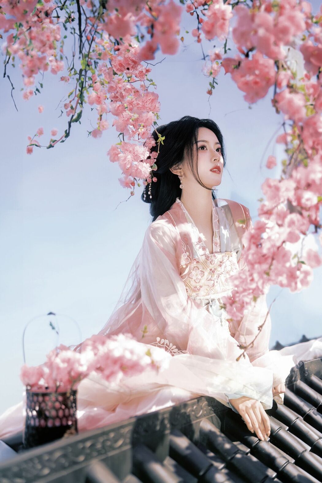 YiTuYu艺图语 Vol.9666 Rok Kin YE (15P)