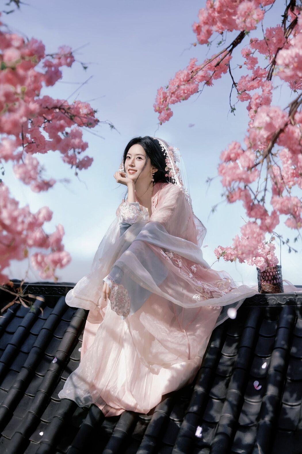 YiTuYu艺图语 Vol.9666 Rok Kin YE (15P)