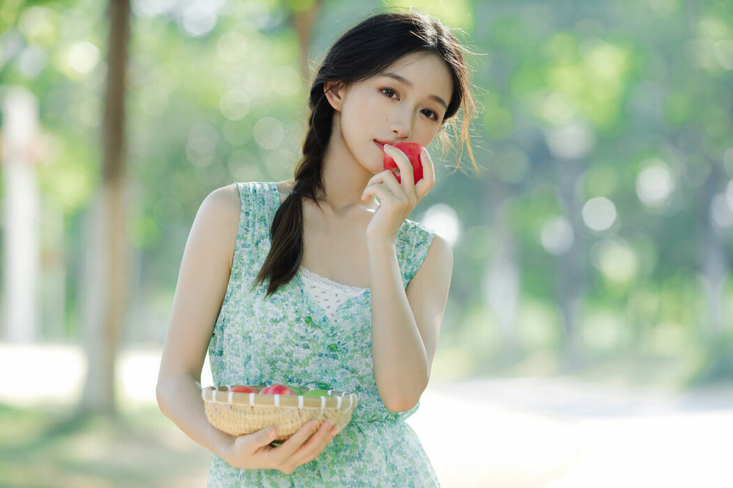 YiTuYu艺图语 Vol.9663 Lin Miao Xin (38P)