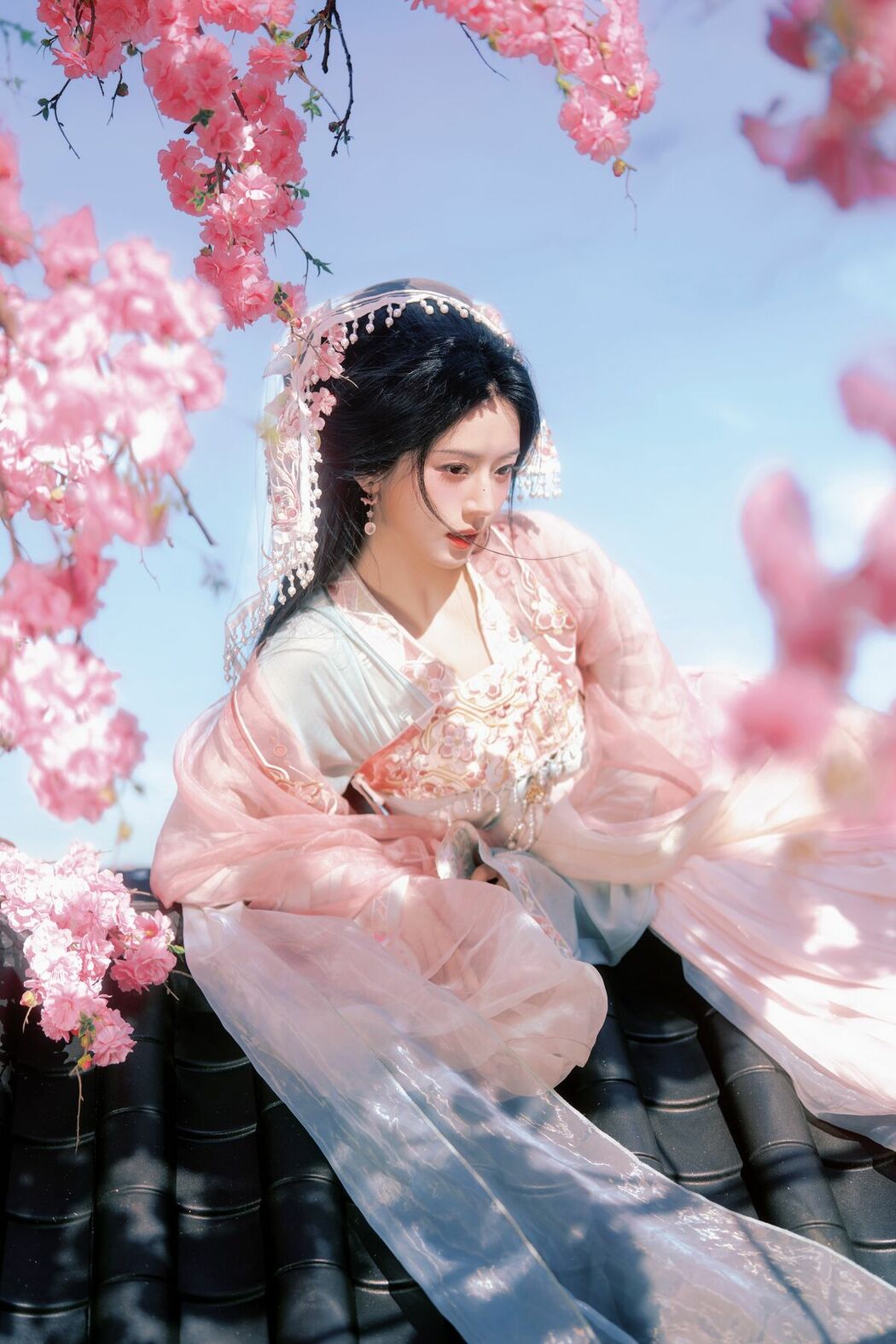 YiTuYu艺图语 Vol.9666 Rok Kin YE (15P)