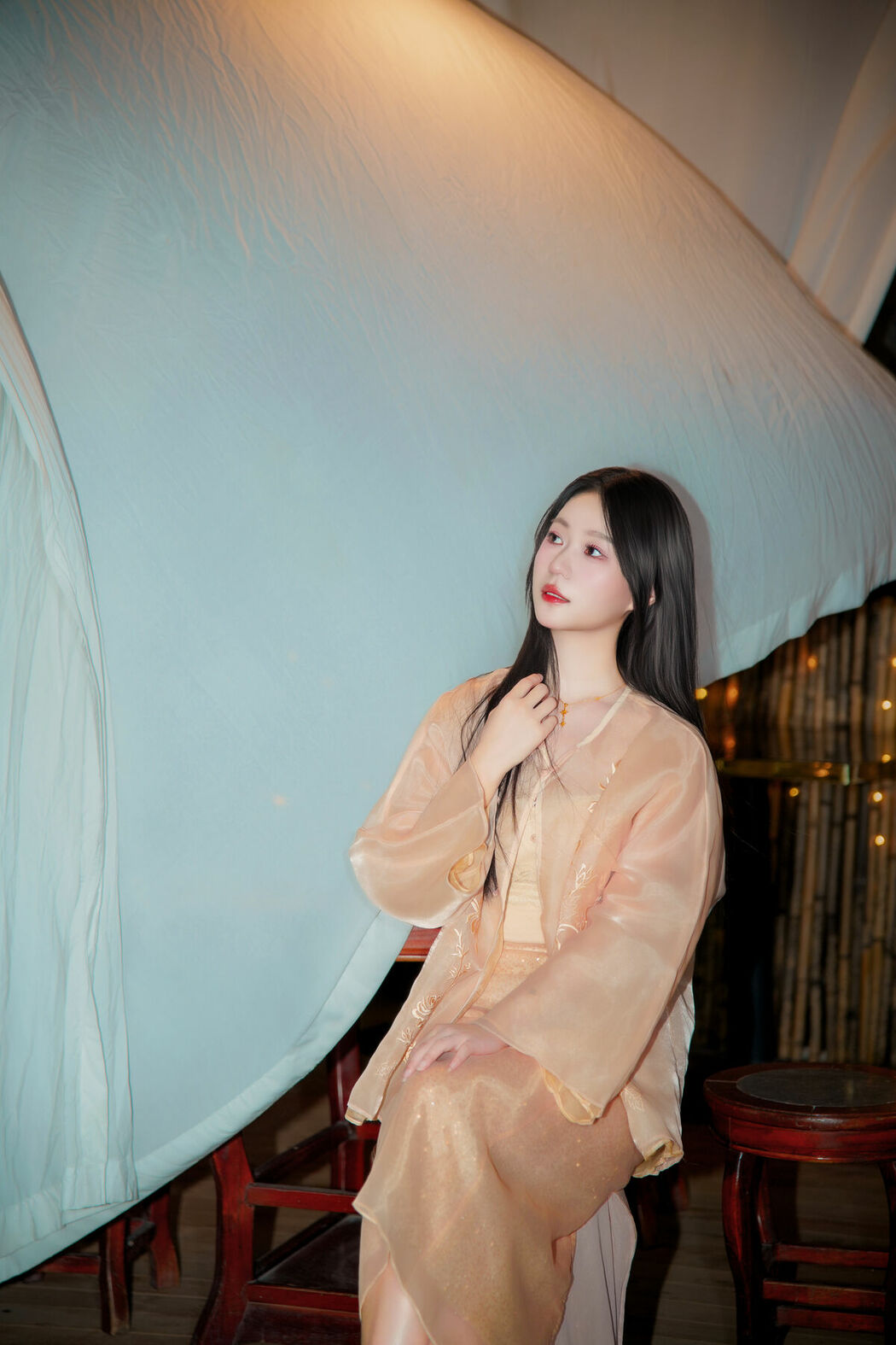 YiTuYu艺图语 Vol.9671 Wu Yue (19P)