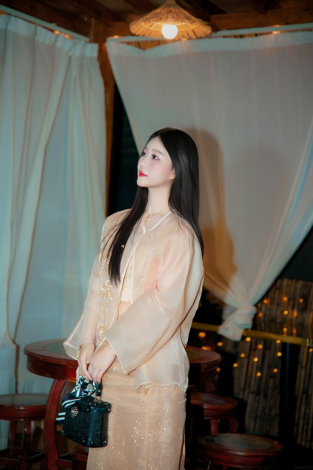 YiTuYu艺图语 Vol.9671 Wu Yue (19P)