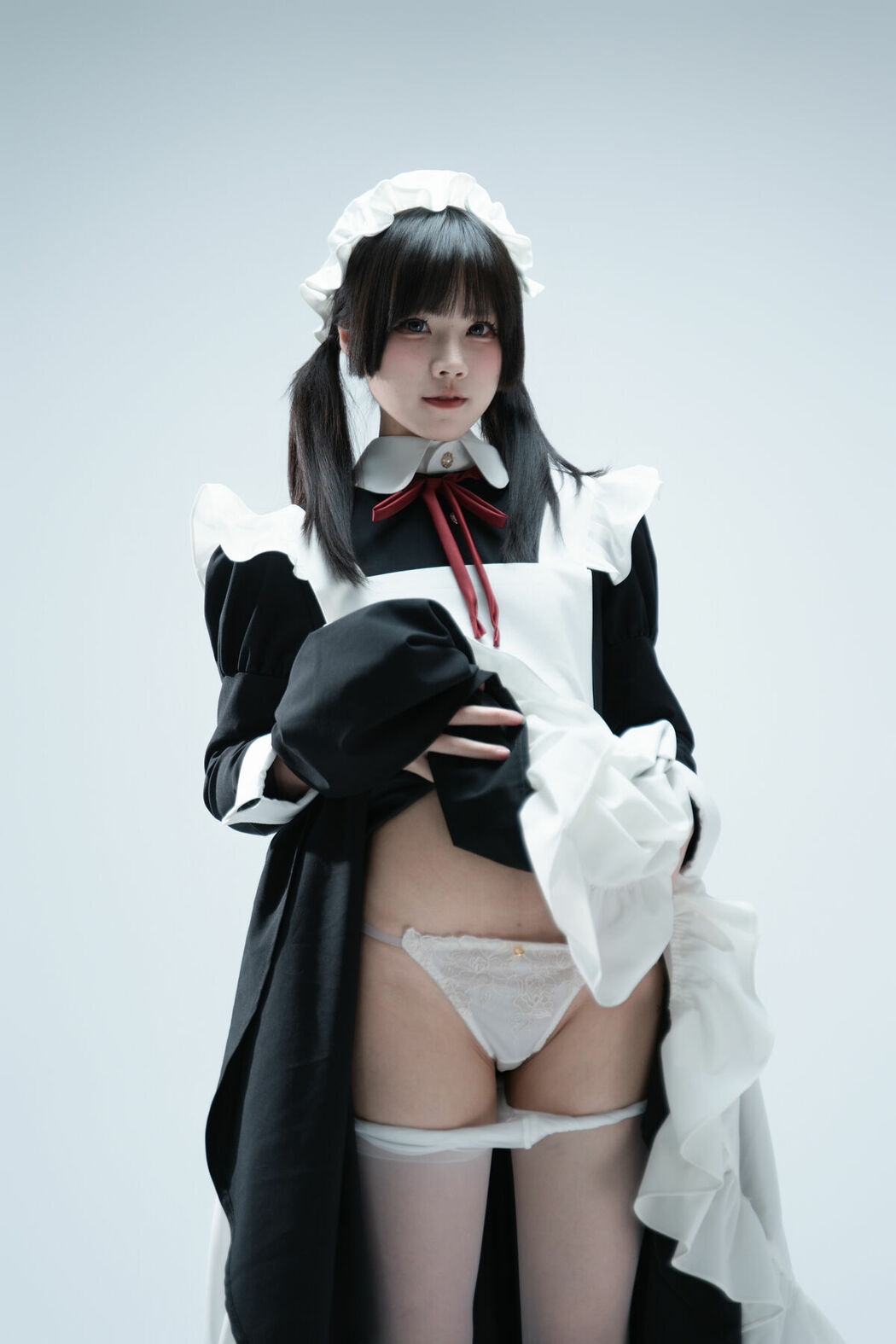 Coser@清水凪 – 傲娇女仆食用指南 Part02 (54P)